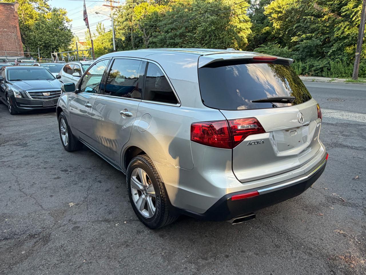 Acura MDX  2011