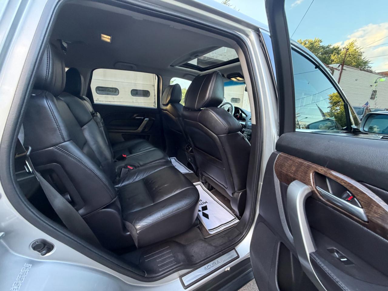 Acura MDX  2011
