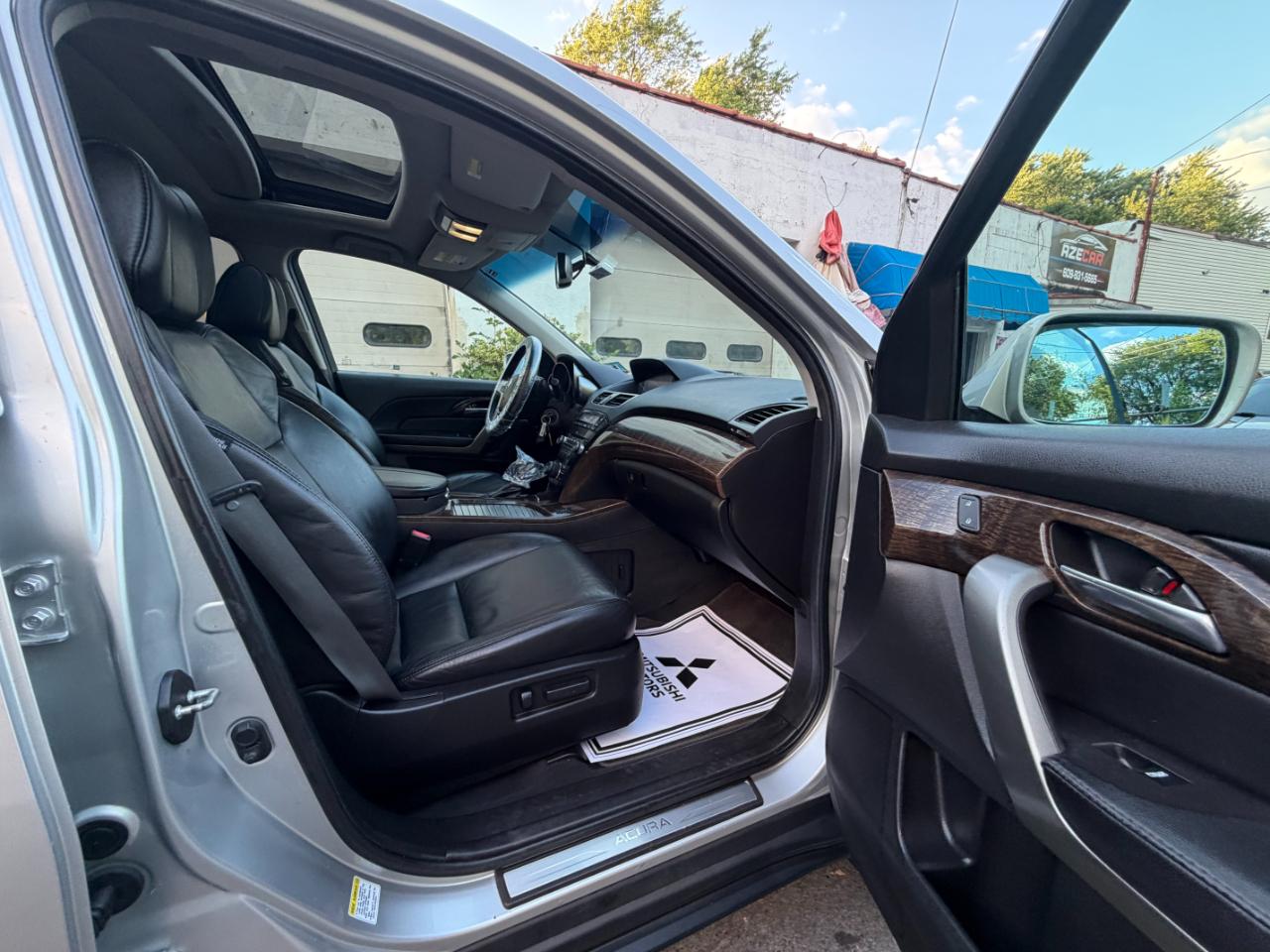Acura MDX  2011