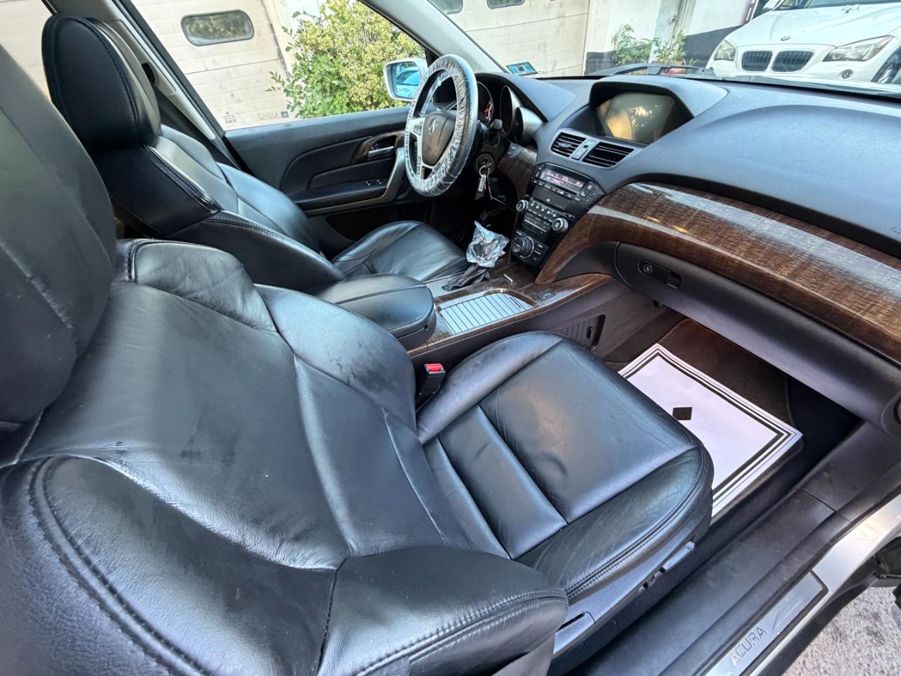 Acura MDX  2011