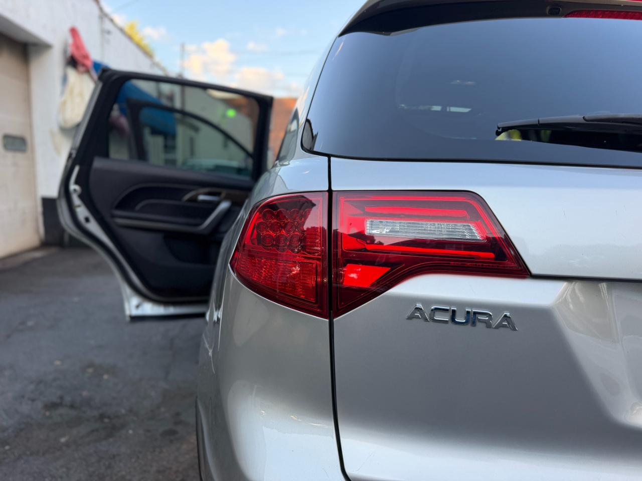 Acura MDX  2011