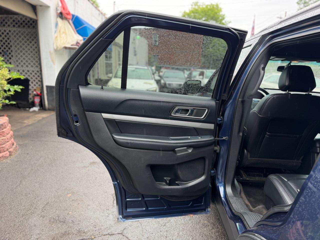 Ford Explorer XLT 4WD 2016