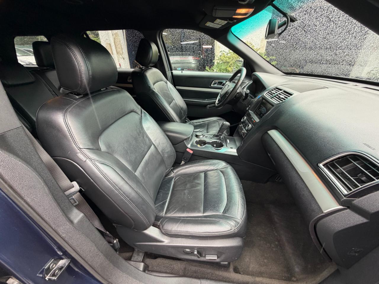 Ford Explorer XLT 4WD 2016