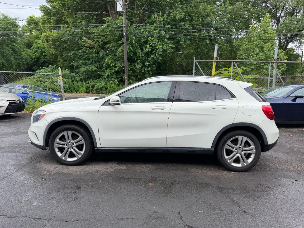 Mercedes-Benz GLA-Class GLA250 2016
