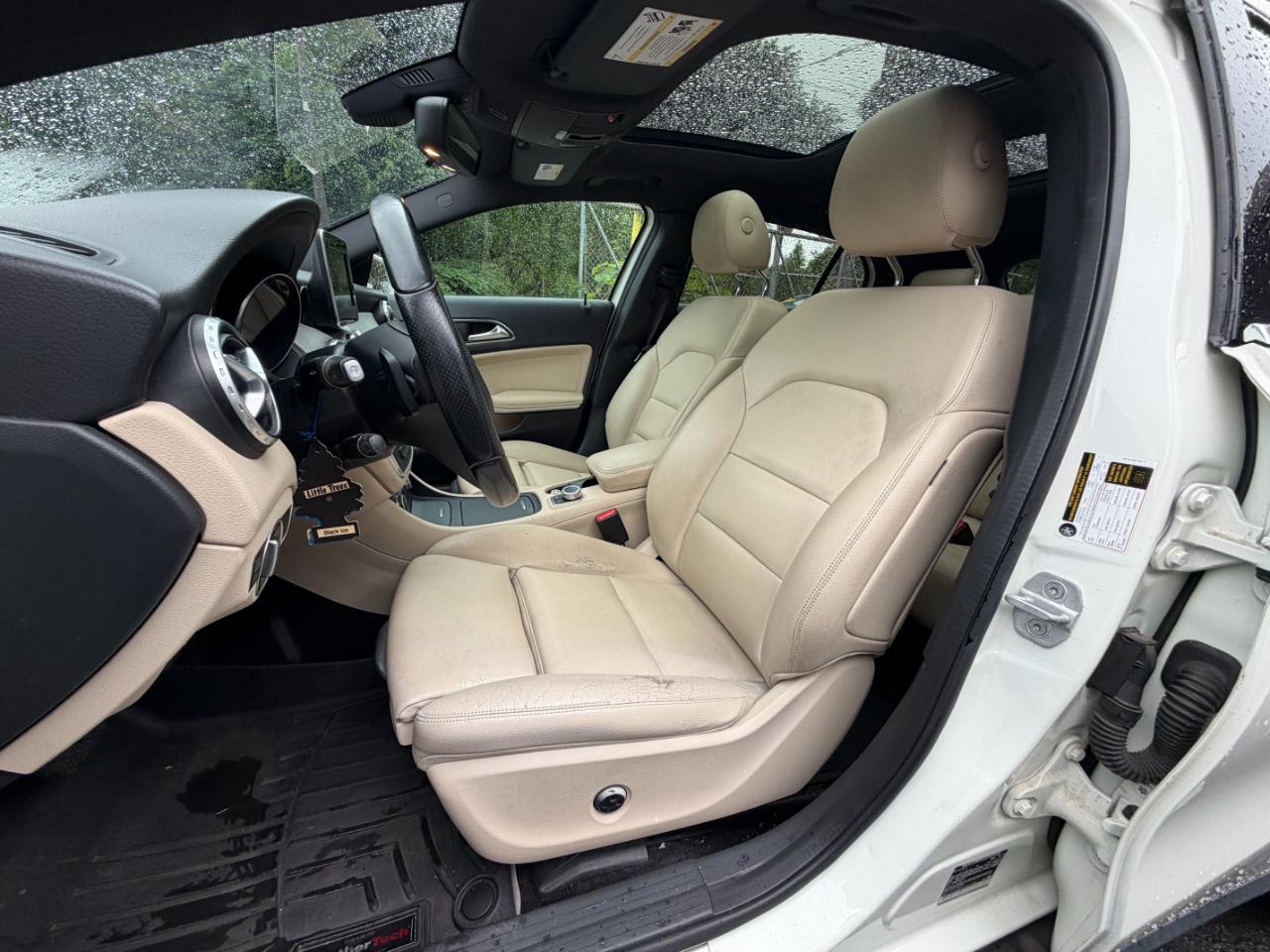 Mercedes-Benz GLA-Class GLA250 2016