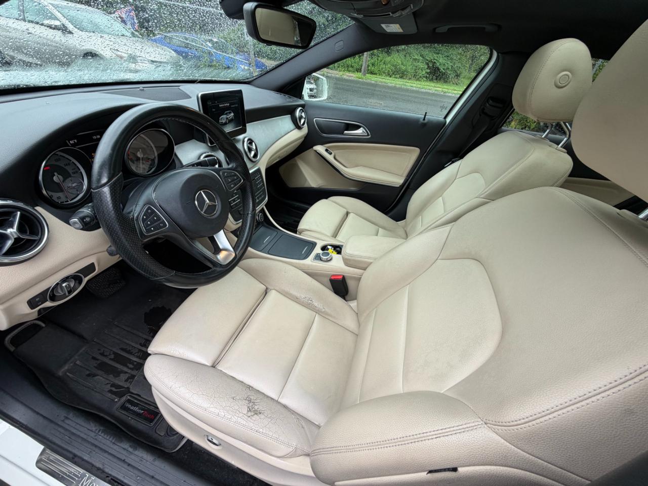 Mercedes-Benz GLA-Class GLA250 2016