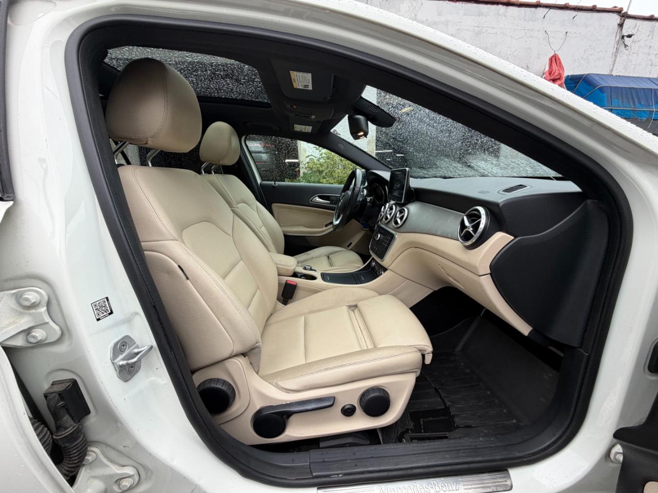 Mercedes-Benz GLA-Class GLA250 2016