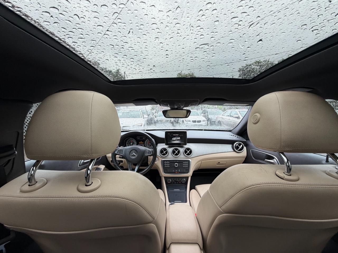 Mercedes-Benz GLA-Class GLA250 2016