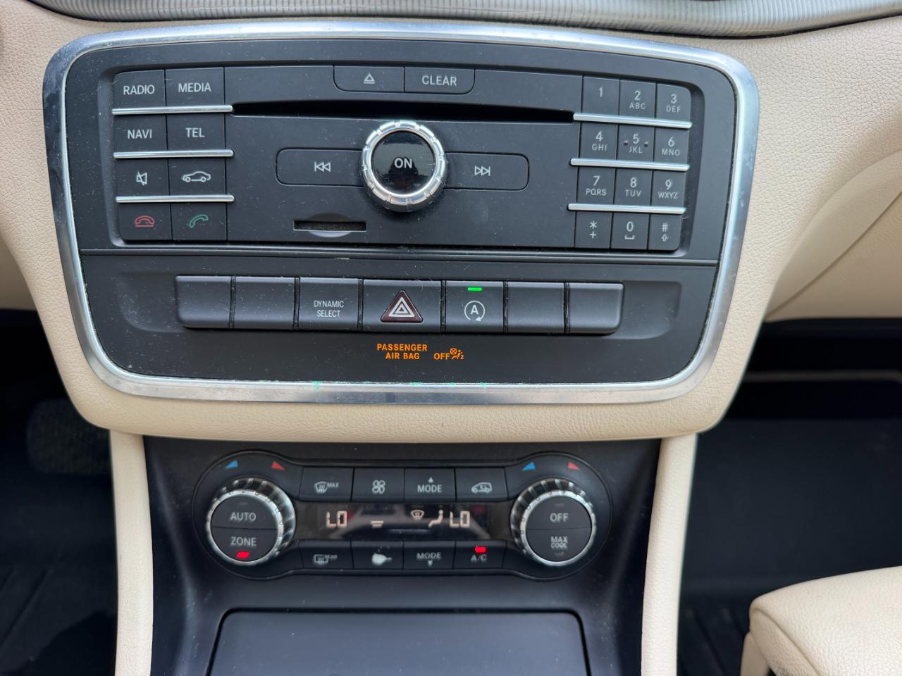 Mercedes-Benz GLA-Class GLA250 2016