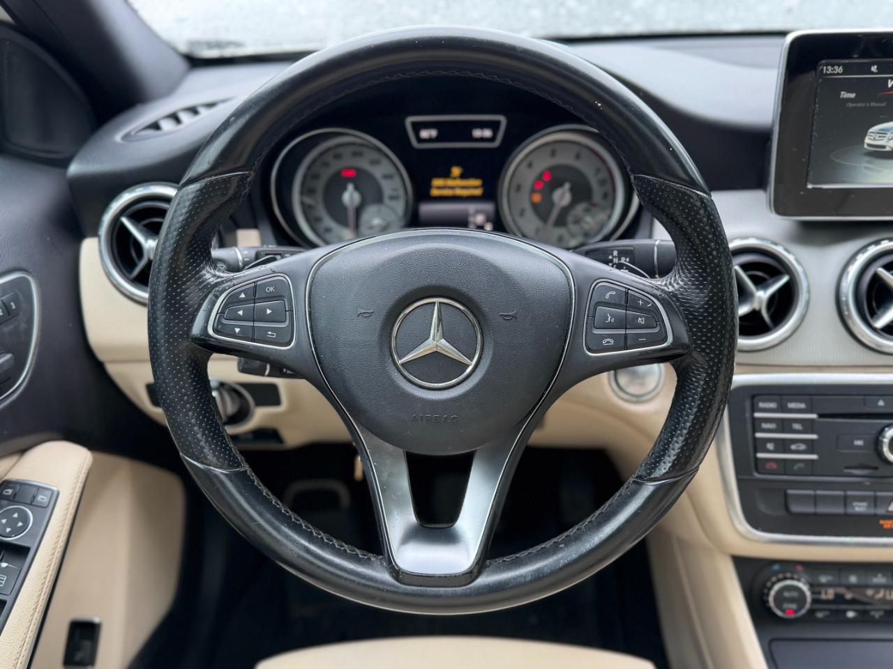 Mercedes-Benz GLA-Class GLA250 2016