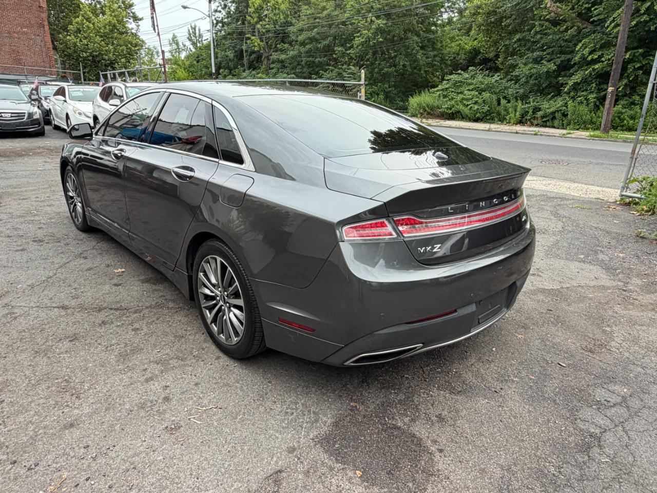 Lincoln MKZ  2017