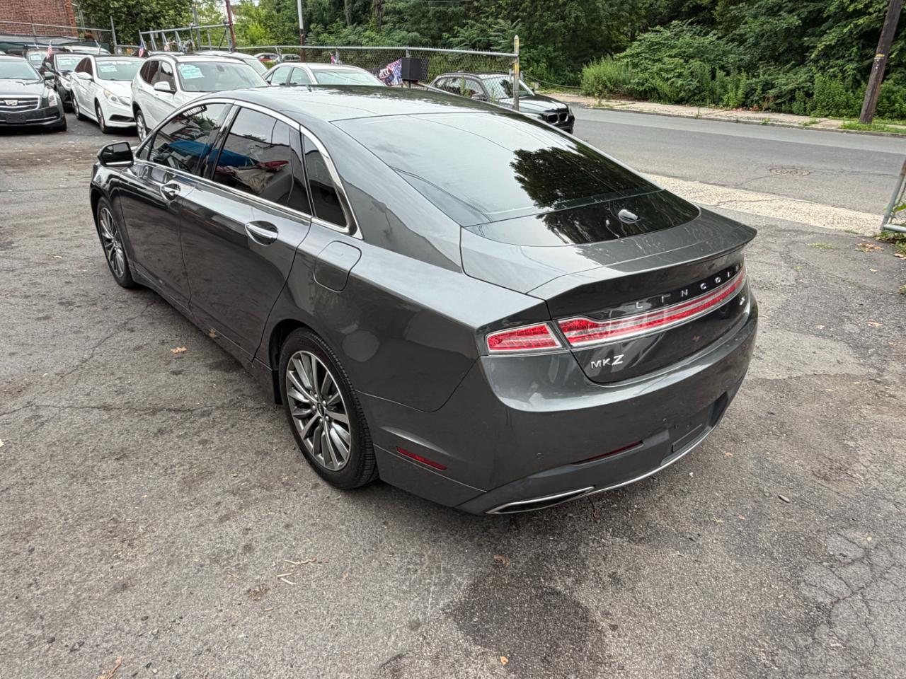 Lincoln MKZ  2017
