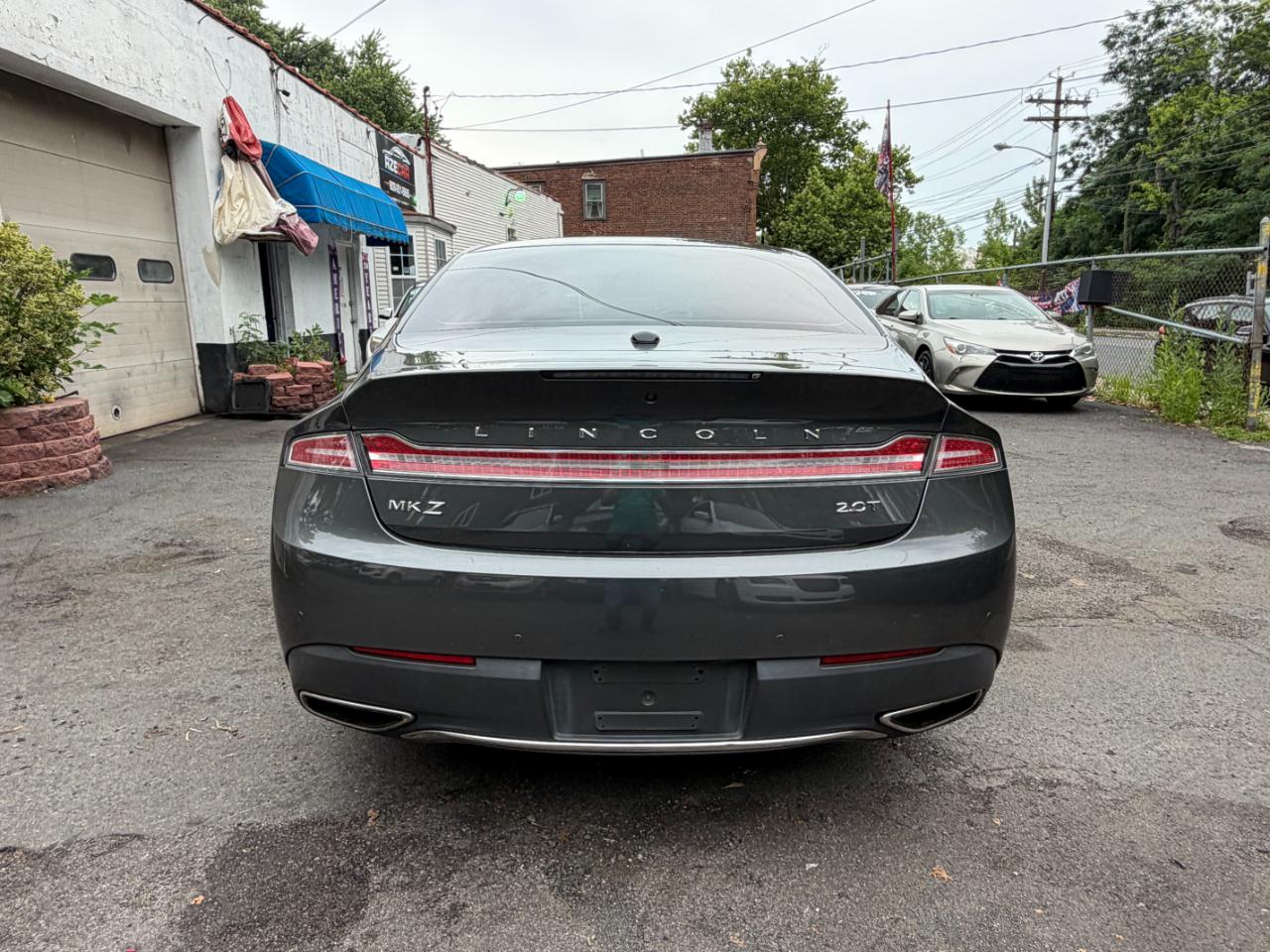 Lincoln MKZ  2017