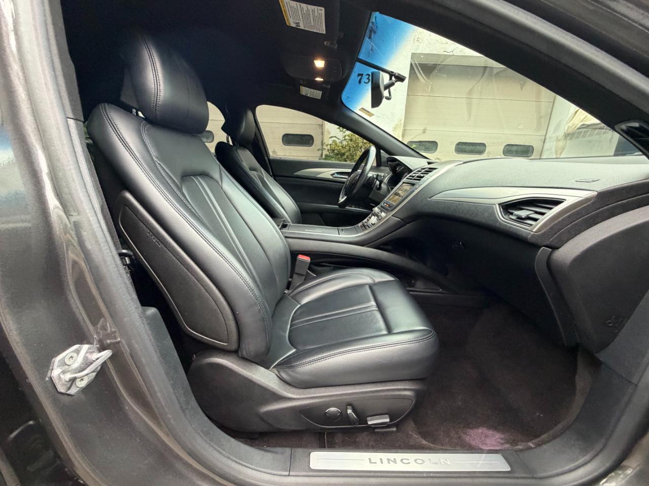 Lincoln MKZ  2017