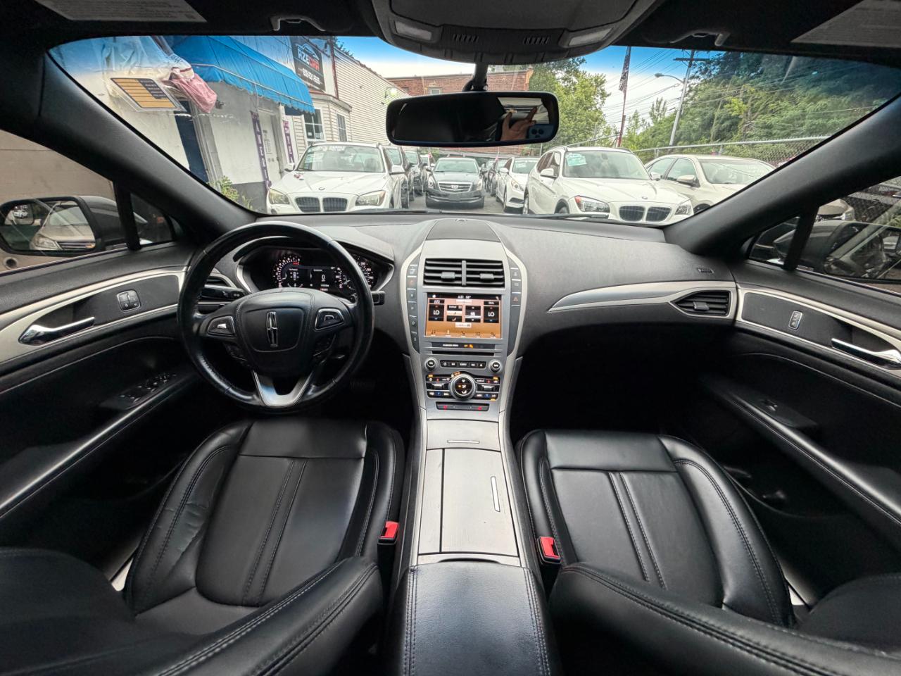 Lincoln MKZ  2017