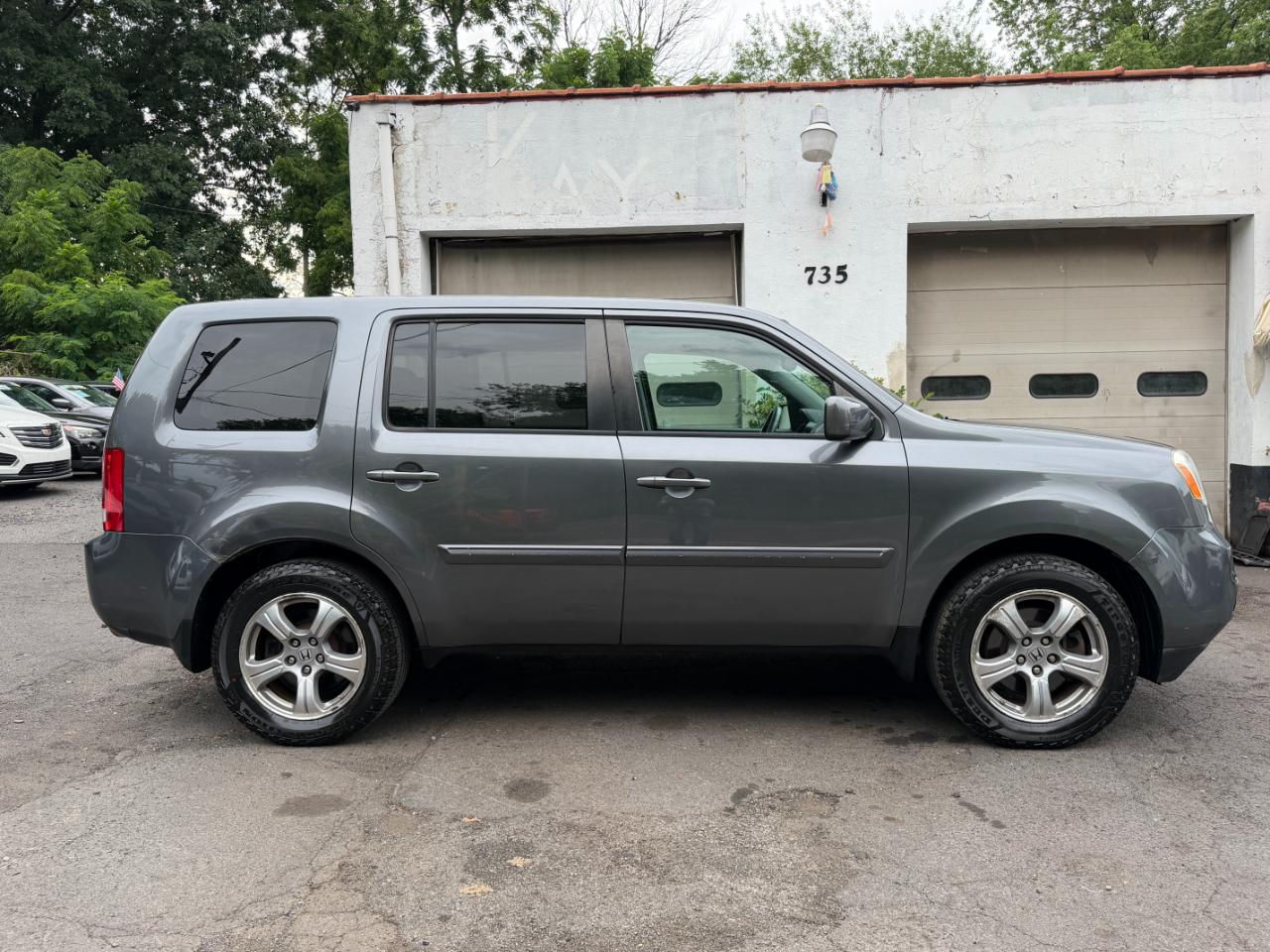 Honda Pilot EX-L 4WD 5-Spd AT with Navigation 2012