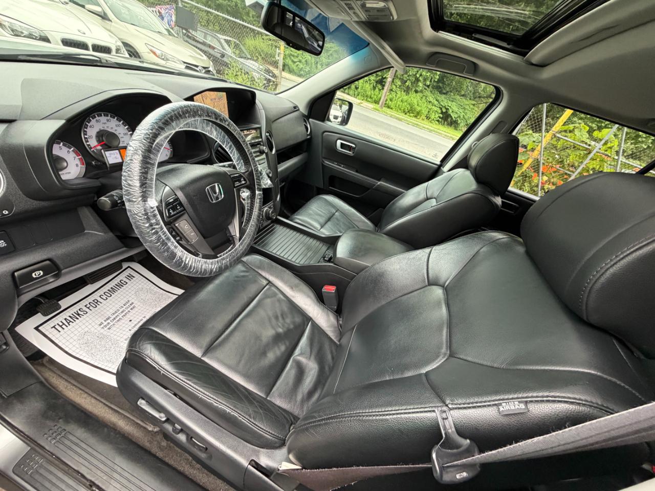 Honda Pilot EX-L 4WD 5-Spd AT with Navigation 2012