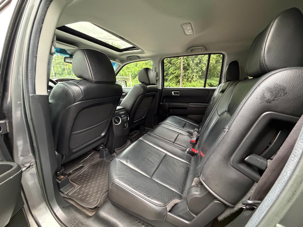 Honda Pilot EX-L 4WD 5-Spd AT with Navigation 2012
