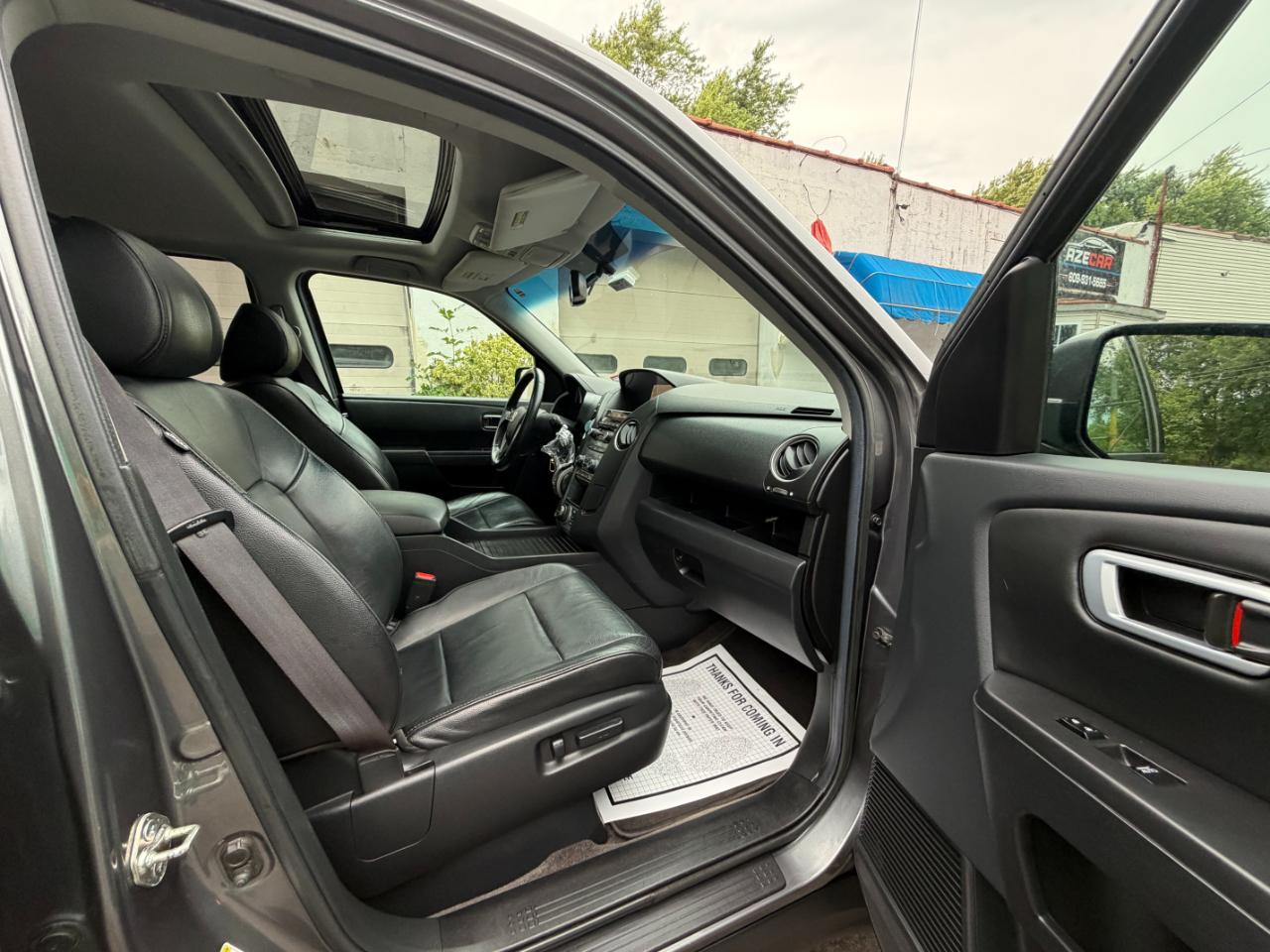 Honda Pilot EX-L 4WD 5-Spd AT with Navigation 2012