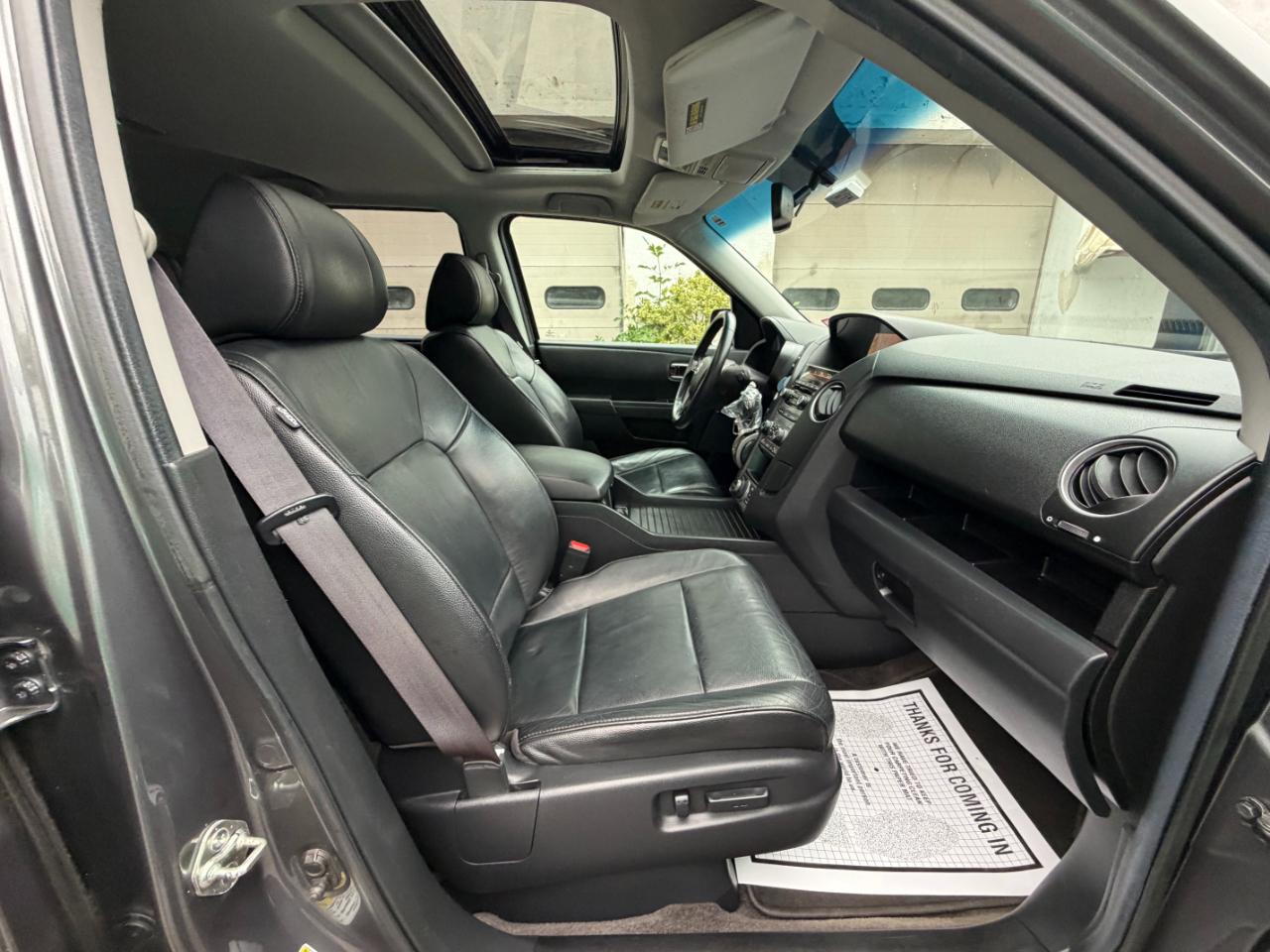 Honda Pilot EX-L 4WD 5-Spd AT with Navigation 2012