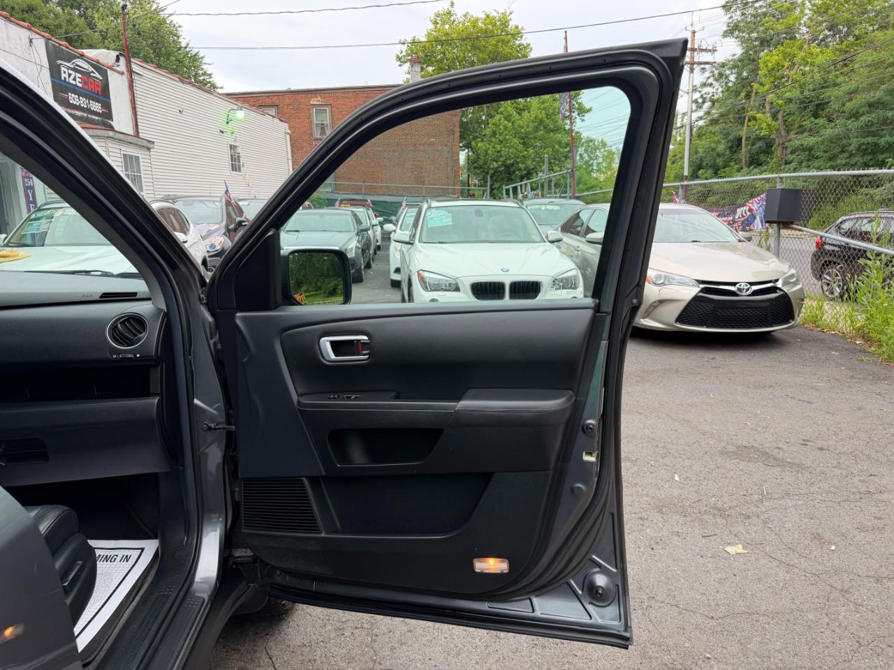 Honda Pilot EX-L 4WD 5-Spd AT with Navigation 2012