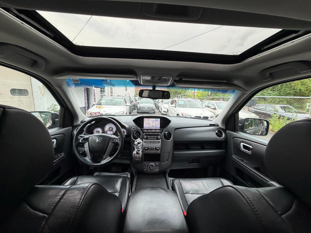 Honda Pilot EX-L 4WD 5-Spd AT with Navigation 2012