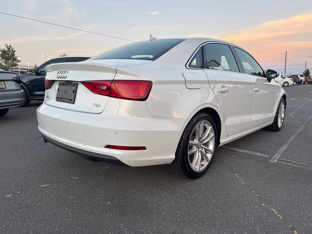Audi A3  2015 Audi A3  2015