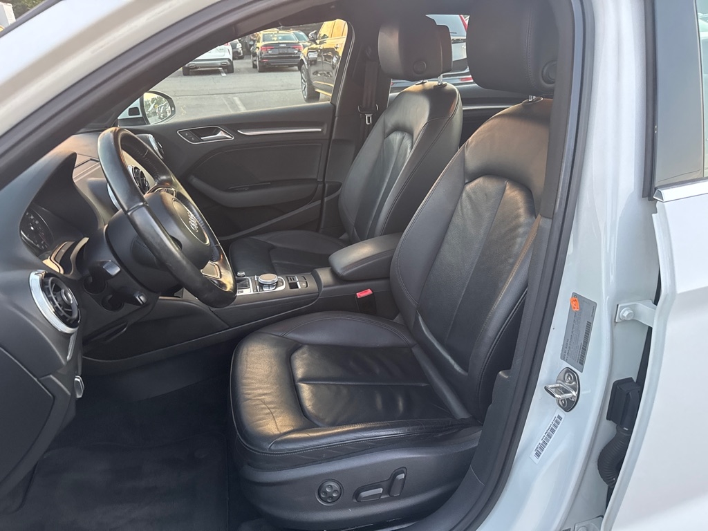 Audi A3  2015 Audi A3  2015