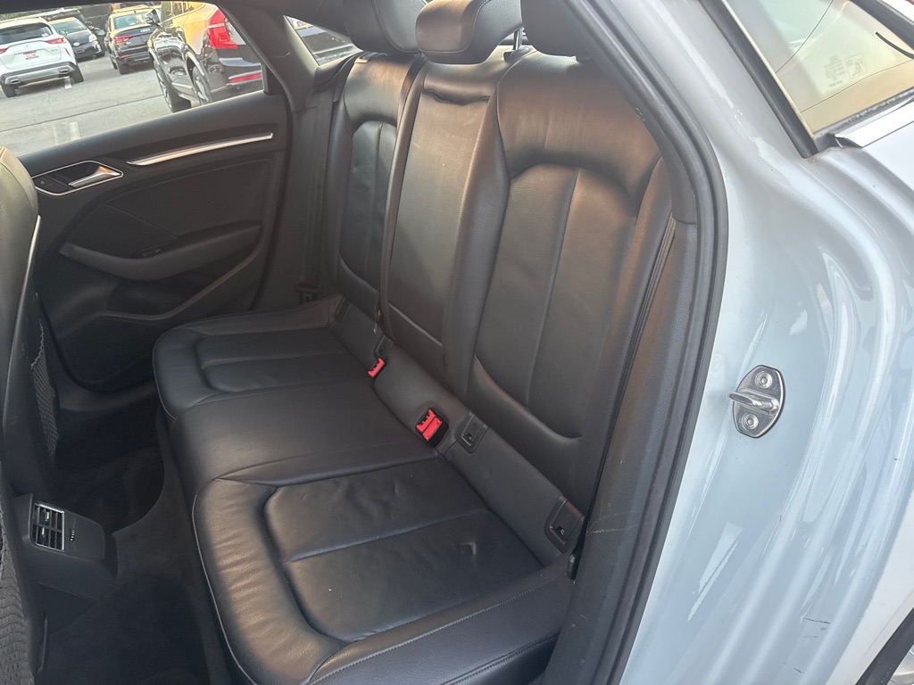 Audi A3  2015 Audi A3  2015