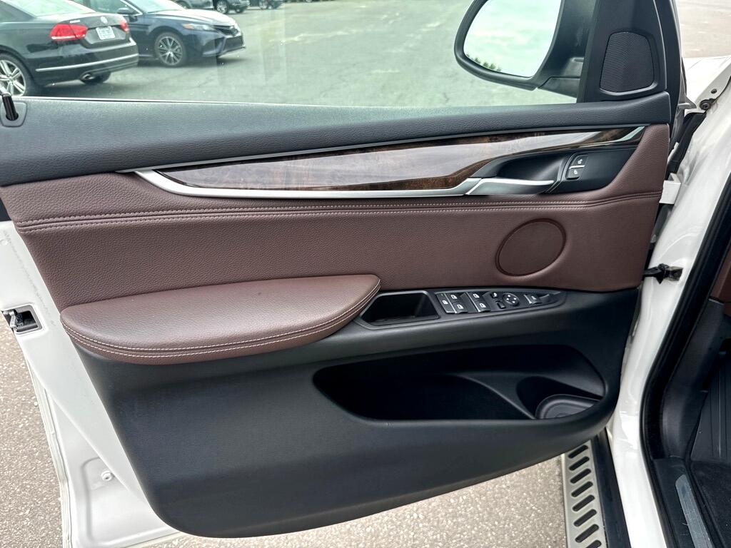 BMW X5  2016 BMW X5  2016