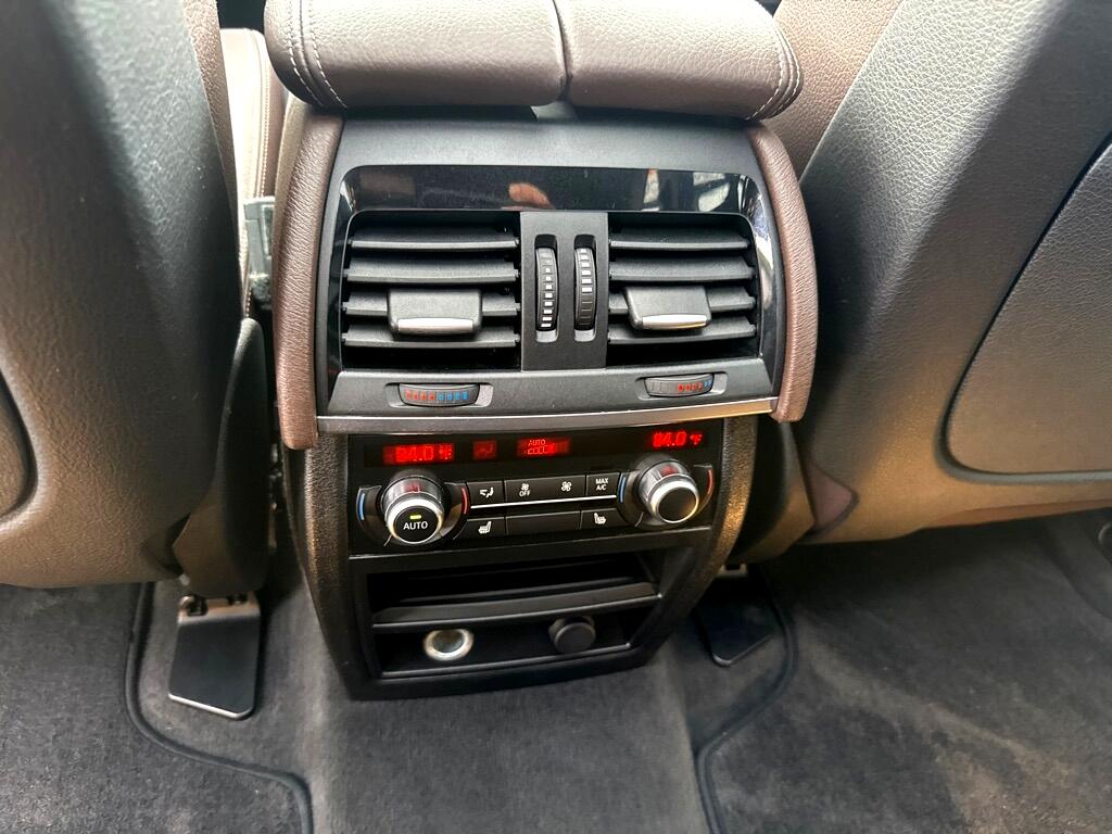 BMW X5  2016 BMW X5  2016
