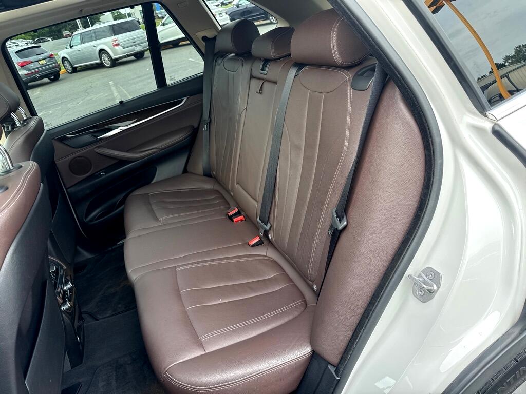 BMW X5  2016 BMW X5  2016