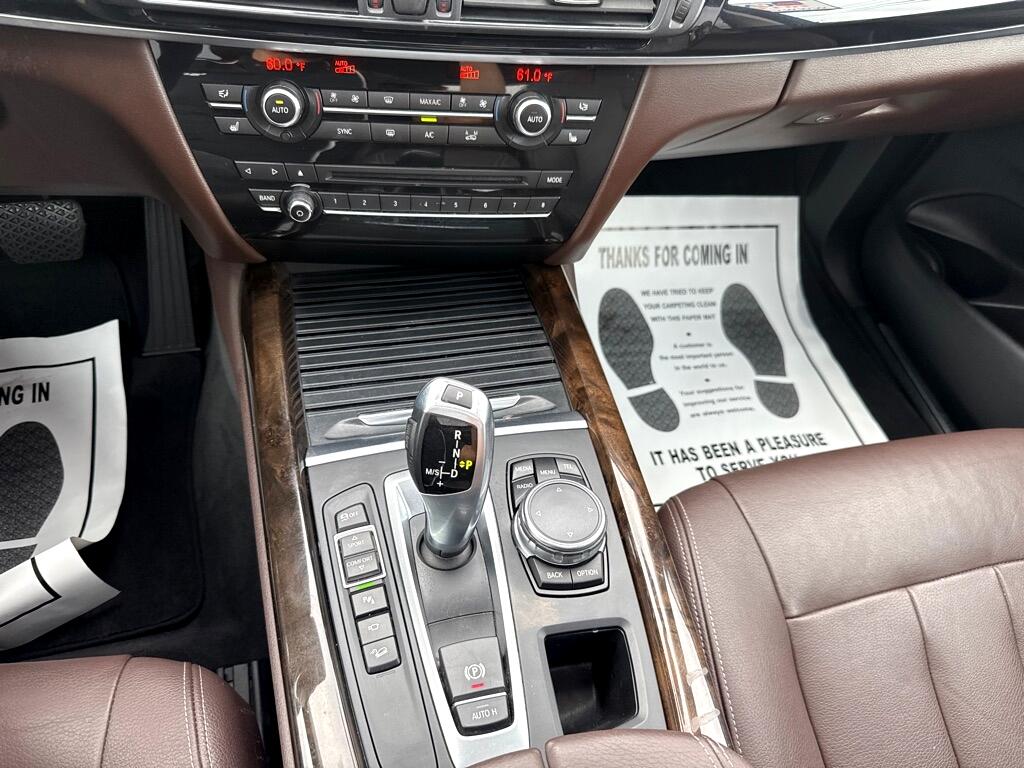 BMW X5  2016 BMW X5  2016