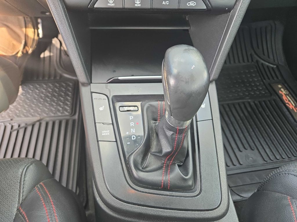 Hyundai Elantra  2018 Hyundai Elantra  2018