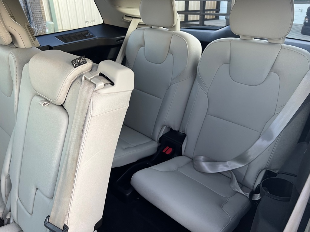 Volvo XC90  2019 Volvo XC90  2019