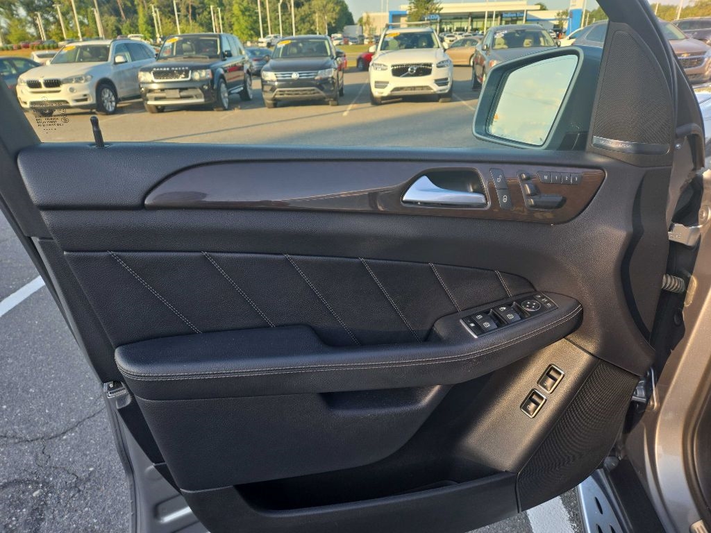 Mercedes-Benz GL-Class  2015 Mercedes-Benz GL-Class  2015