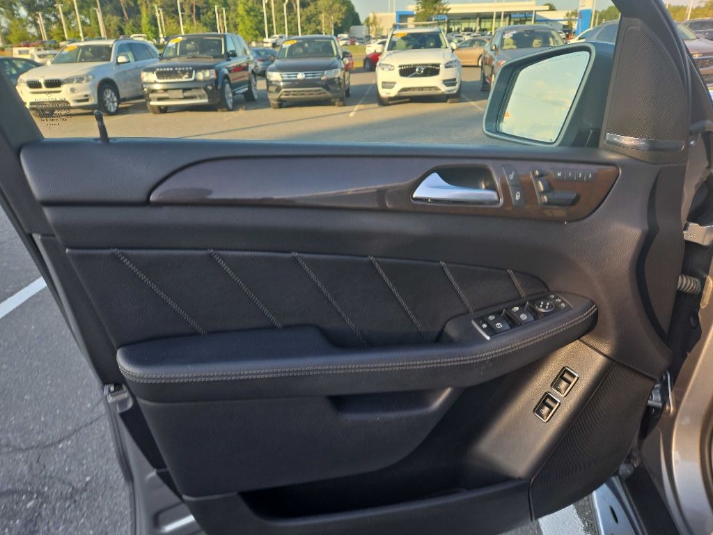 Mercedes-Benz GL-Class  2015 Mercedes-Benz GL-Class  2015