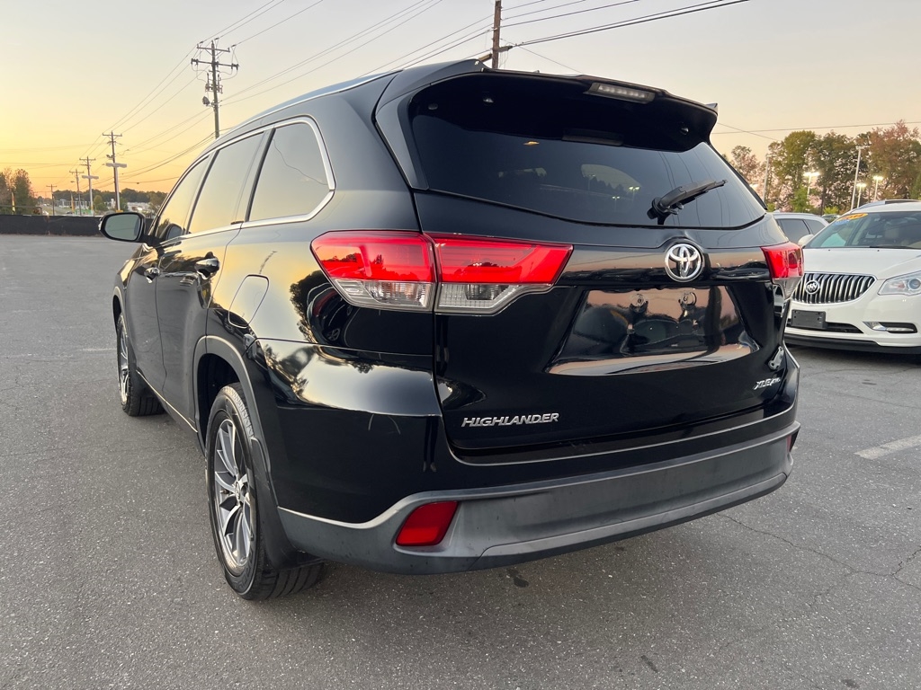 Toyota Highlander  2017 Toyota Highlander  2017
