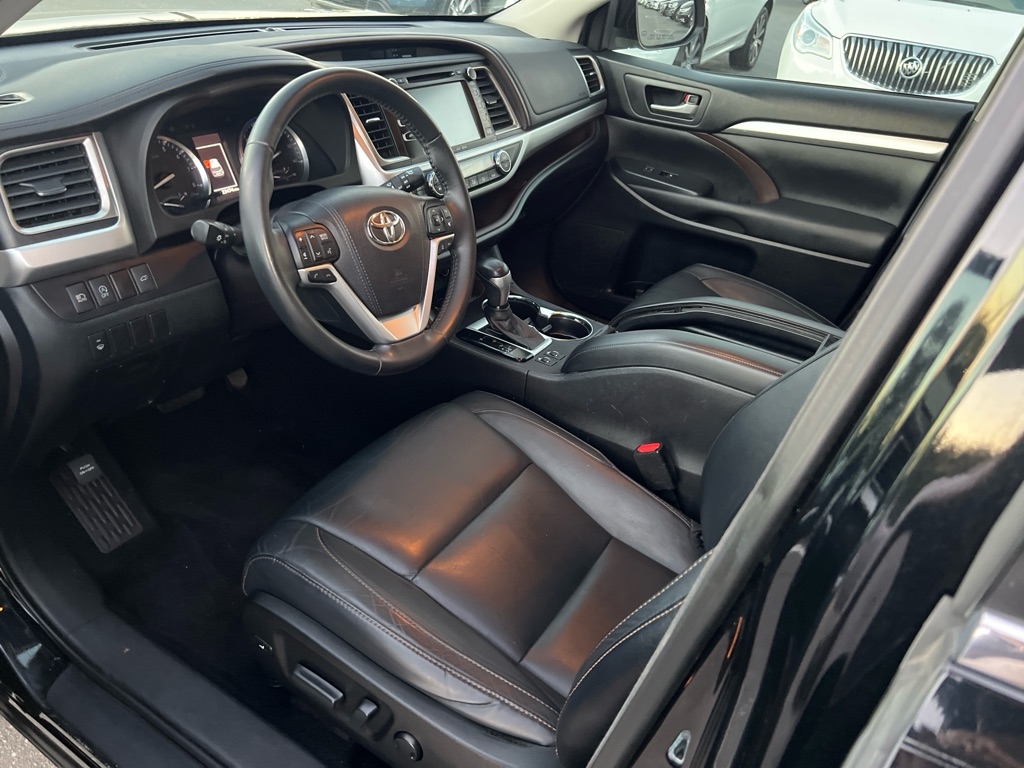 Toyota Highlander  2017 Toyota Highlander  2017