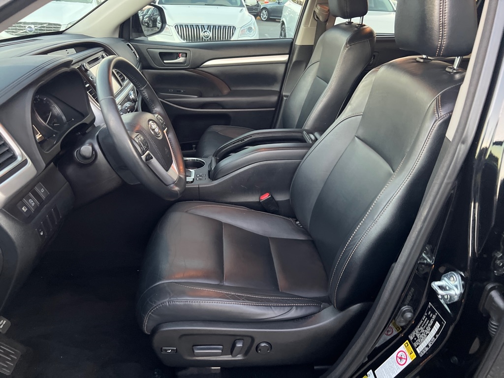 Toyota Highlander  2017 Toyota Highlander  2017