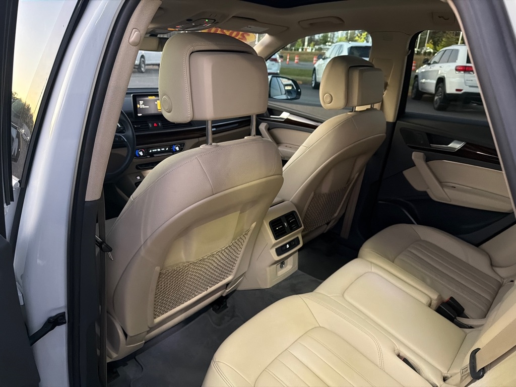 Audi Q5  2020 Audi Q5  2020