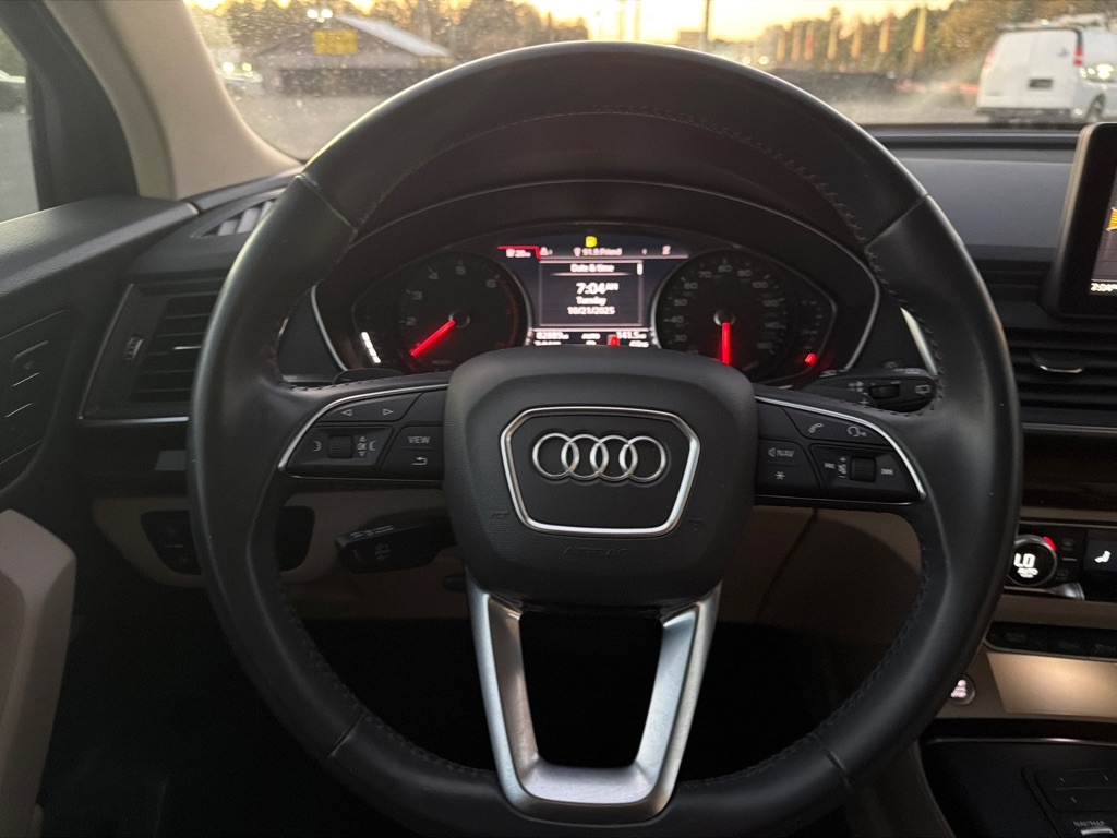 Audi Q5  2020 Audi Q5  2020