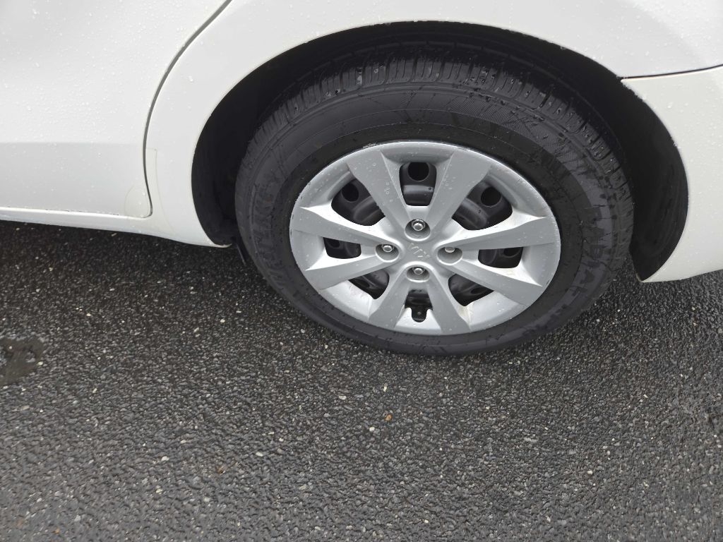 Kia Rio  2016 Kia Rio  2016