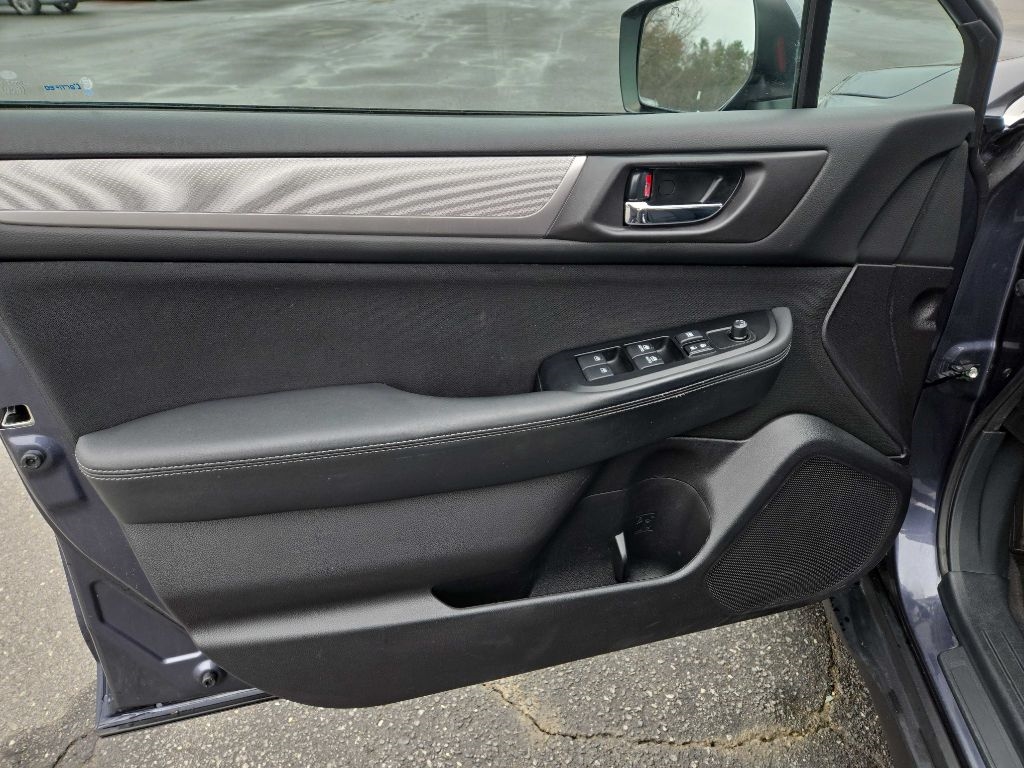 Subaru Outback  2017