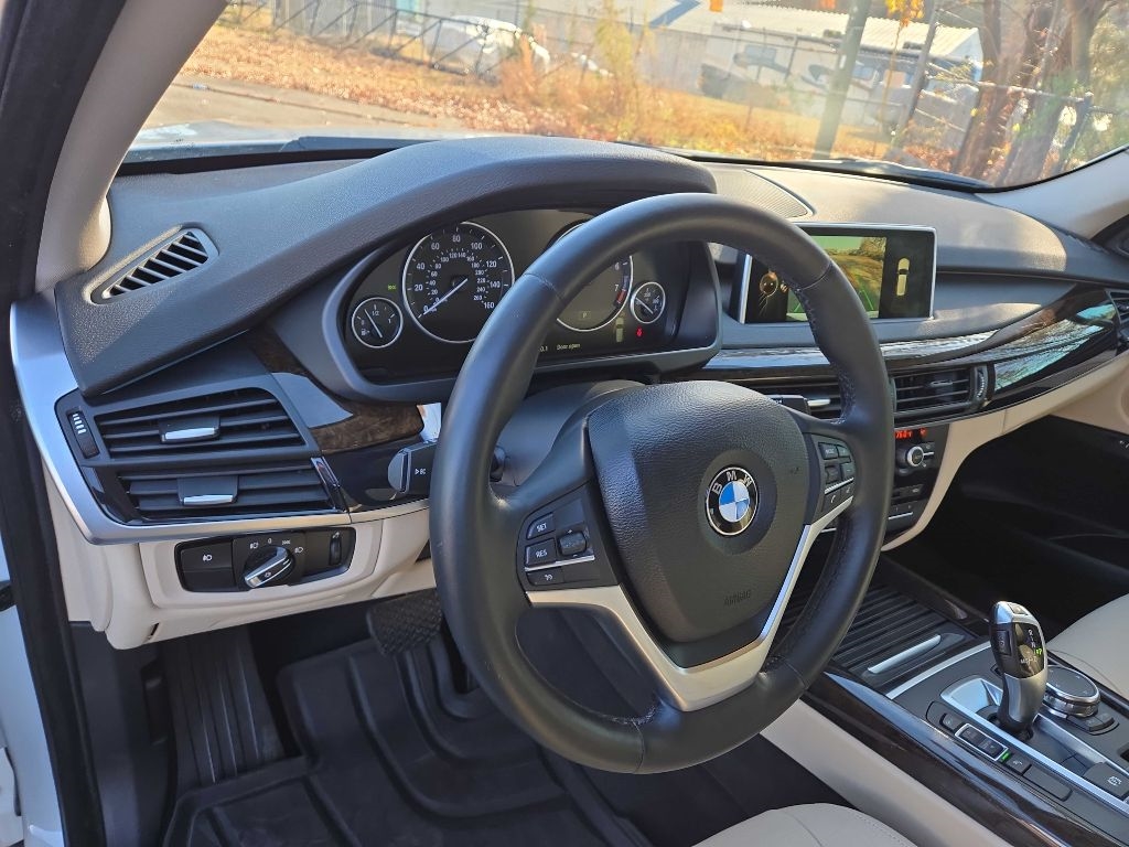 BMW X5  2016