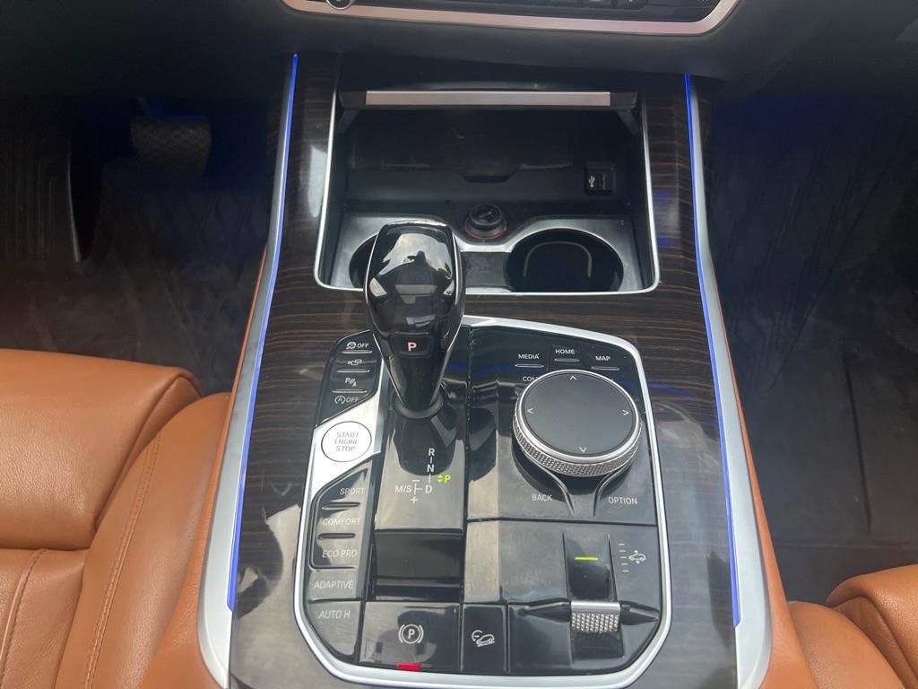 BMW X7  2019