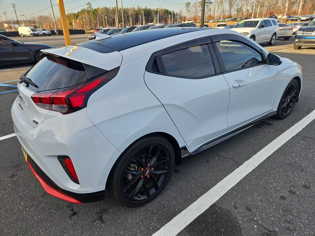 Hyundai Veloster  2020