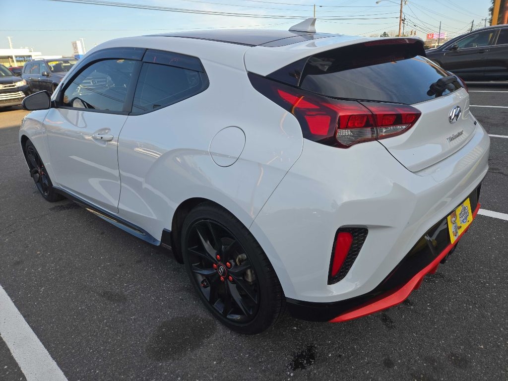 Hyundai Veloster  2020