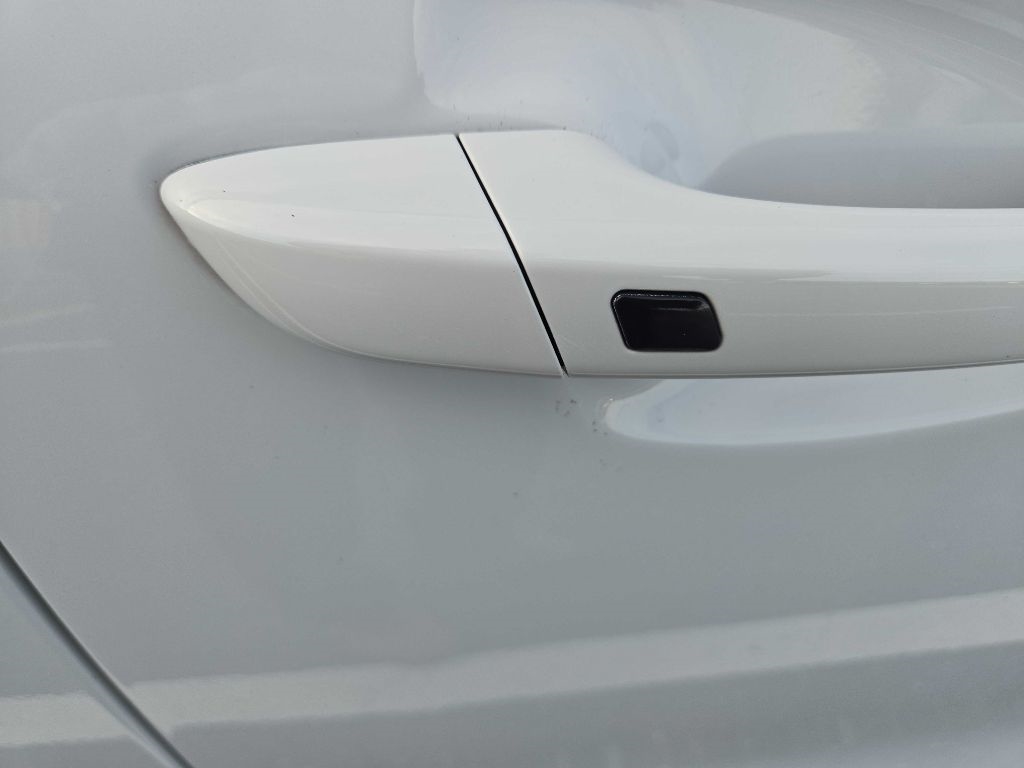 Hyundai Veloster  2020