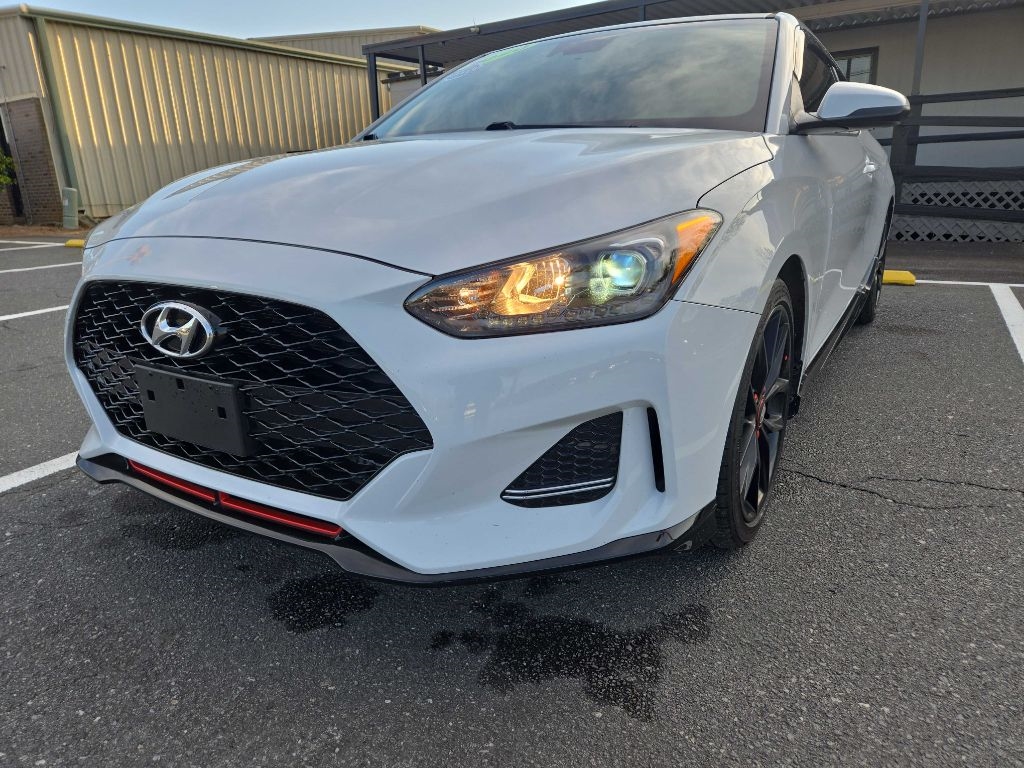Hyundai Veloster  2020
